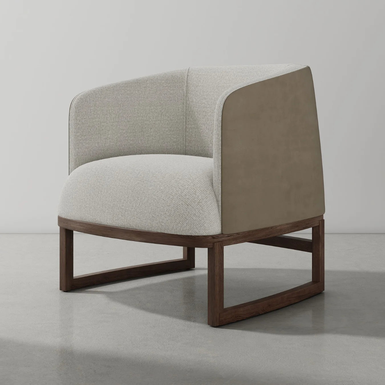 HIDA LOUNGE CHAIR